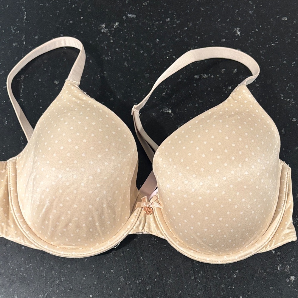 Victoria's Secret Full Coverage lightly lined bra 34D